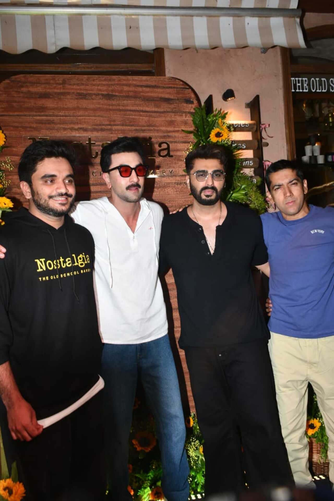 Ahead of freindship day, the actor was seen enjoying fun evening with his friends Arjun kapoor and Rohit Dhawan at a cafe in Bandra.  Ranbir even jokingly urged Arjun to feed all the media people present there. 